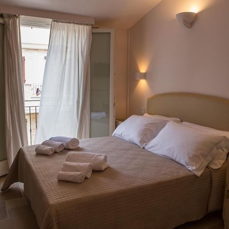 B&B Borgo Marinaro Porto San Giorgio Buitenkant foto