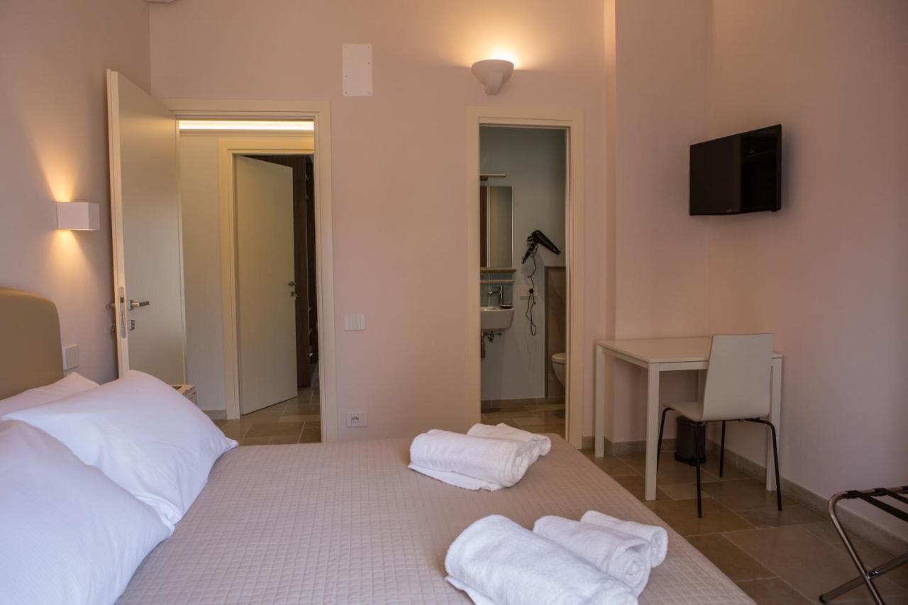 B&B Borgo Marinaro Porto San Giorgio Buitenkant foto